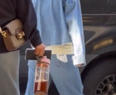 索尼要翻拍《你好李焕英》！网友洛杉矶偶遇贾玲！