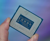 Intel下代接口LGA1851完整布局曝光：PCIe、USB一览无余！