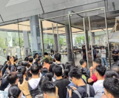 5499元起！华为Pura 70突然开售：线下体验店挤满人壮观 线上抢不到！