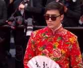 网红穿东北大花衣现身戛纳 到底怎么回事