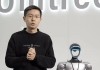 王兴兴自曝宇树机器人“事故”：机器人参加活动 踩掉了女孩鞋子！