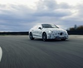 动态均速214km/h！奔驰打破保时捷纯电车24小时最长行驶里程纪录！