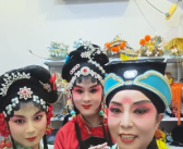 道情戏全国仅剩一个60多人专业院团 她女扮男装43年终于火了！