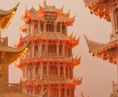 大叔用废弃筷子搭出微缩版黄鹤楼：巧夺天工！