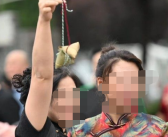 家长带着存了六年的粽子来送考 大女儿高考“上岸”后希望它能为今年高考的二女儿也带来好运！