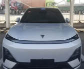 理想L9的孪生兄弟！深蓝S09实车曝光：定位大型6座SUV！
