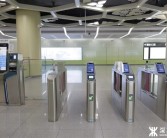 深圳地铁首次试点“闸门常开”：刷卡/码后直接通行 效率更高！