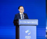 长安汽车董事长朱华荣：汽车行业卷出了四个老汉！
