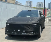 800V技术上车！极氪CX1E伪装车曝光：年内首发！