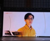 腾讯音乐主办 方大同离世后获年度男歌手 家人代领奖全场泪目!