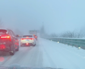湖北、安徽、河南等地有大暴雪 有人高速上直播被堵车！