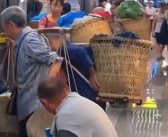 网友建议重庆地铁不准乘客携带菜筐：符合规定的物品轨道交通方面不会进行干涉！