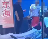 知情人谈演员在寿宴上倒地去世:“他有高血压、低血糖，肝脏不太好”!