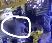 男子火锅店打赌强吻隔壁桌女孩 行政拘留10日！