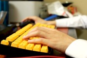 百度一定可以改变世界！李彦宏宣布：未来5年 再为社会培养1000万AI人才！
