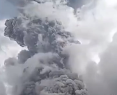 印尼火山喷发致11名登山者死亡：另有12人失联！