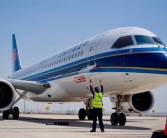 南航C919首航武汉：还有C909 双倍快乐!
