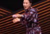 那英唱着唱着又笑场 直接演起了小品！