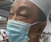 一天炒180多斤猪肉！荣昌食堂主厨眼袋掉到口罩边！