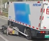 多地L4无人配送车连发交通事故！拖行电动车、撞车后自行逃离！