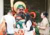 关公都连上网了 手机碰一下就能抽签 手办销量翻5倍!