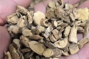 男子煎服15克山豆根中毒 医生：不能盲目相信偏方！