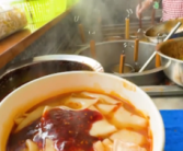 甘肃天水麻辣烫火爆：郑州一火锅店爆改成麻辣烫店！