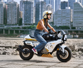 9988元起 宗申小熊Mini摩托上市：一箱油能跑500公里！