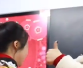 19岁唐氏女孩变脸绝技惊艳众人 网友：奇迹的背后是爱和努力还有付出!