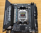 AMD平台首款B850迷你“背插主板”：PCIe x16插槽装在背面！