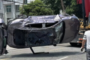 小米SU7被大货车碾压撞毁 “小爱同学”仍可正常使用 车主称后续还要买小米！