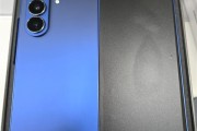 三星史上最薄折叠屏！Galaxy Z Fold7真机首曝：中框跟卡托差不多厚！