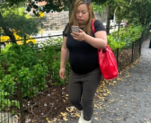 中国初代网红在美国被偷拍 最新照引围观：凤姐回应称尊重隐私 拒绝偷拍！