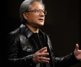 黄仁勋反驳AI威胁就业：程序员将被淘汰 就业不必恐慌！