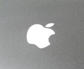 知名爆料人古尔曼锐评苹果：iPad与Mac区分错误、AI战略需重大改变！