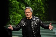 美国已废除《AI扩散规则》 黄仁勋发声批评：这个规则存在错误！