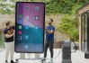 大神真敢想！用i9+6950 XT打造全球最大iPhone：手电筒比车灯还亮！