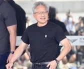 全球限量80只！黄仁勋价值千万RM手表首曝 网友：炫富?等于你买卡西欧！