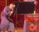 岳云鹏国外演出遇提词器故障 网友：这控场能力真不是盖的！